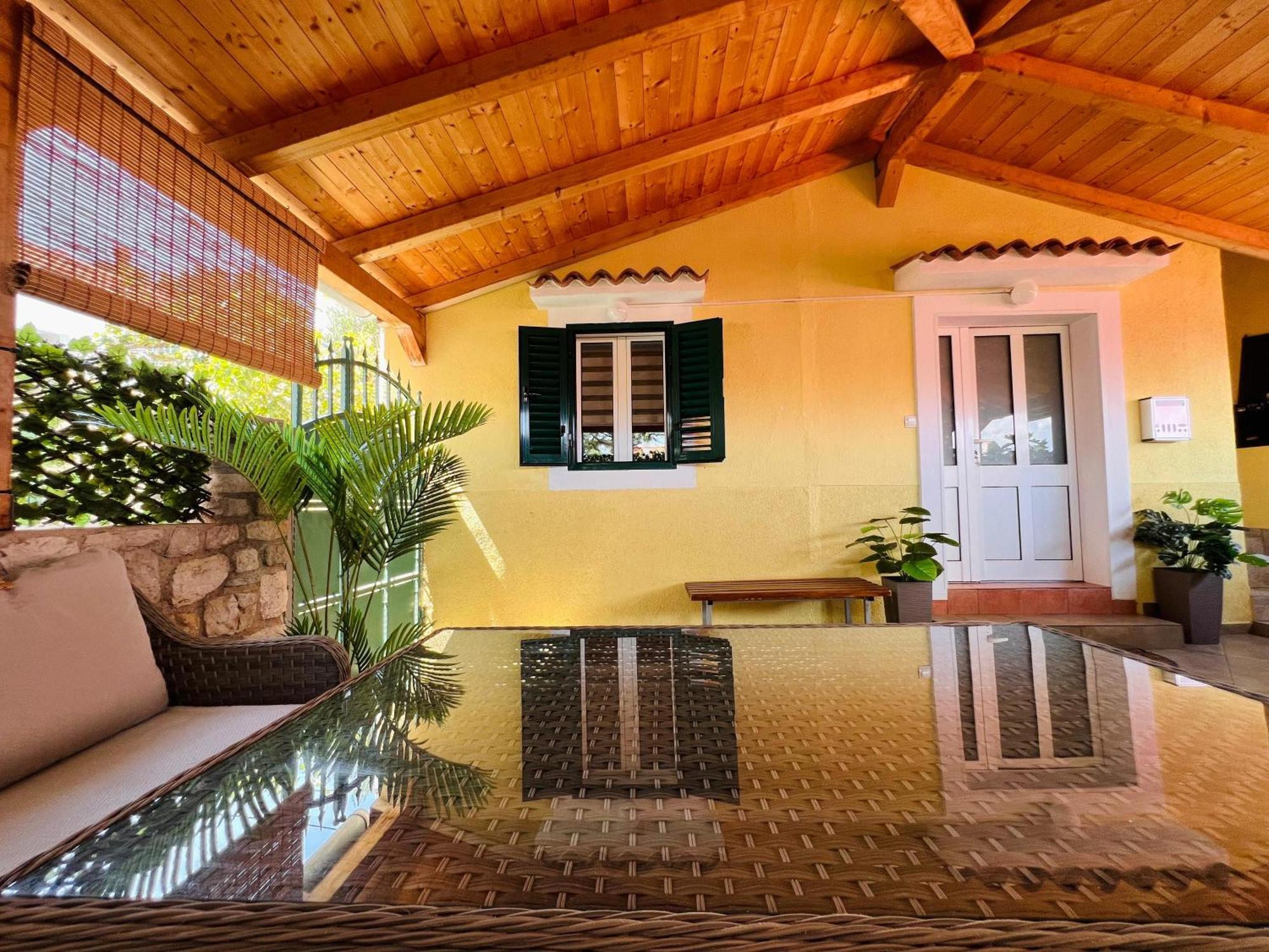 Apartman Gabriela Mali Lošinj Extérieur photo
